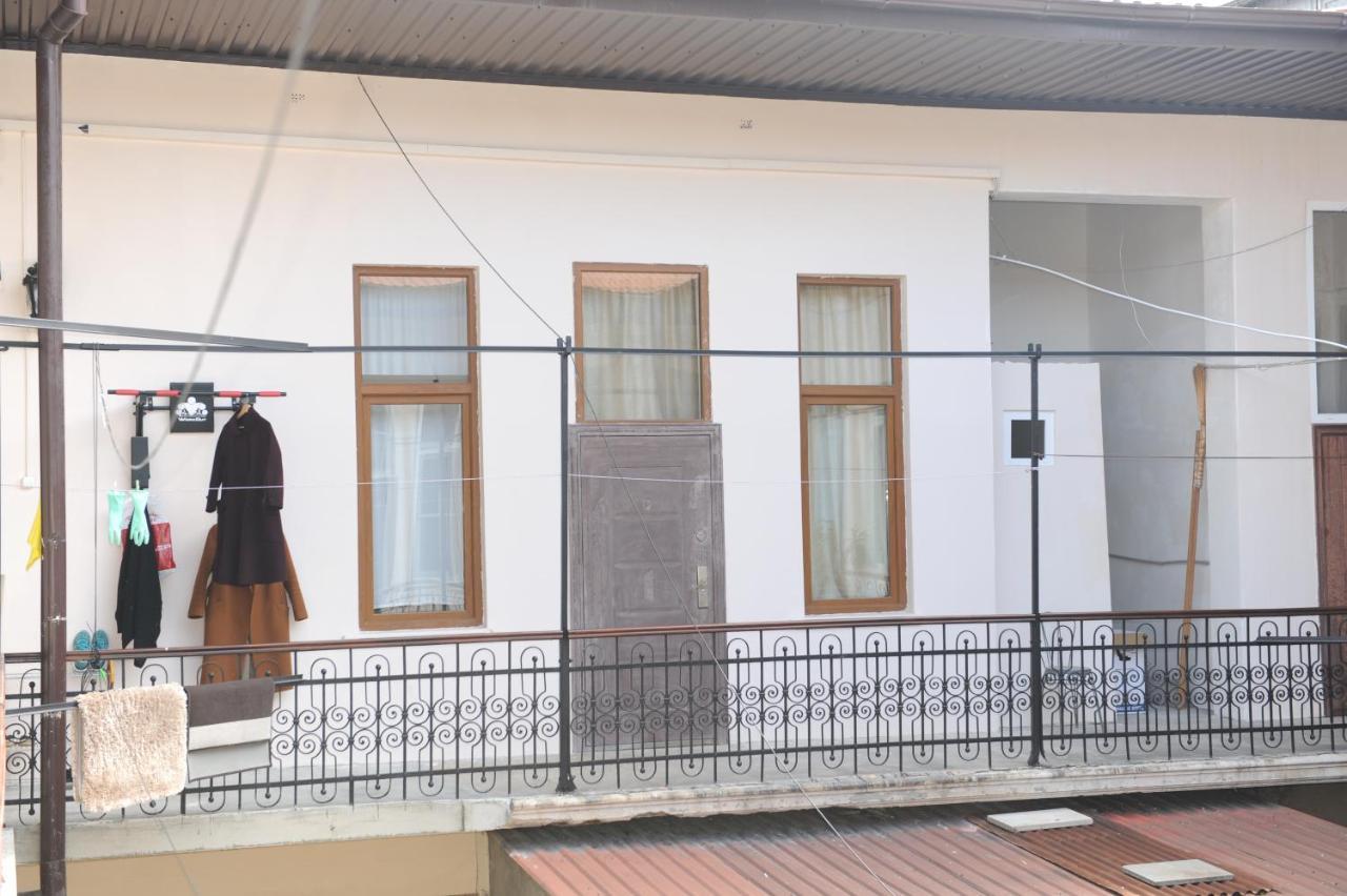Apartment on Prospekt Mira 71 Sukhumi Exteriör bild