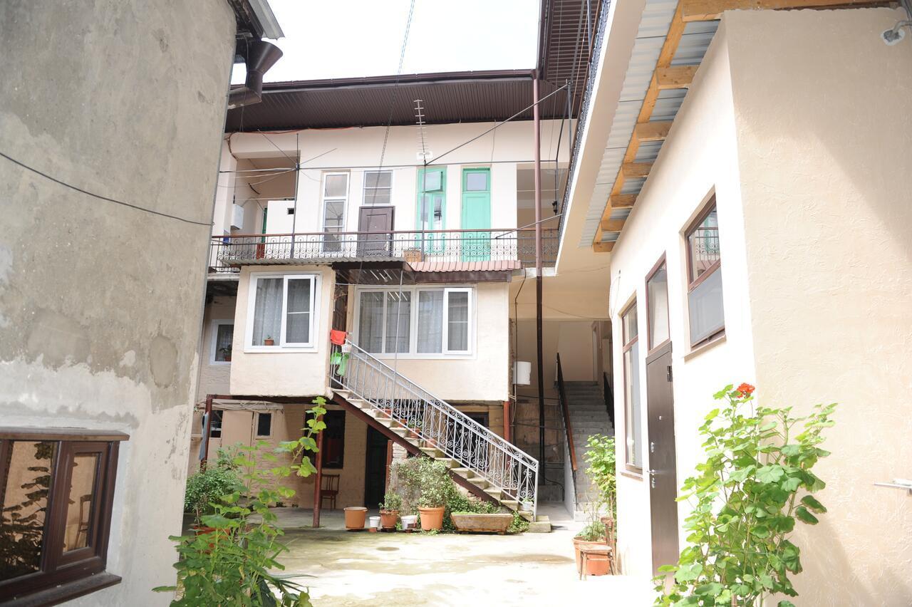 Apartment on Prospekt Mira 71 Sukhumi Exteriör bild